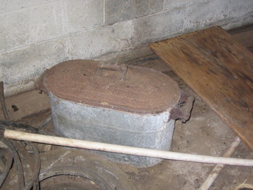 Old boiler pot in the root cellar, that I do SOOOO covet!!! Can't hurt to ask!! :>)